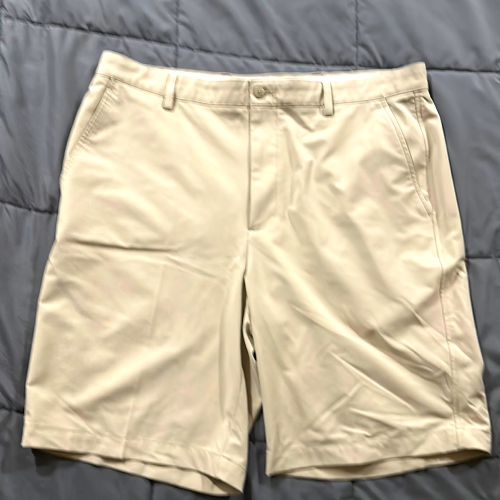 Footjoy 38” men’s shorts.